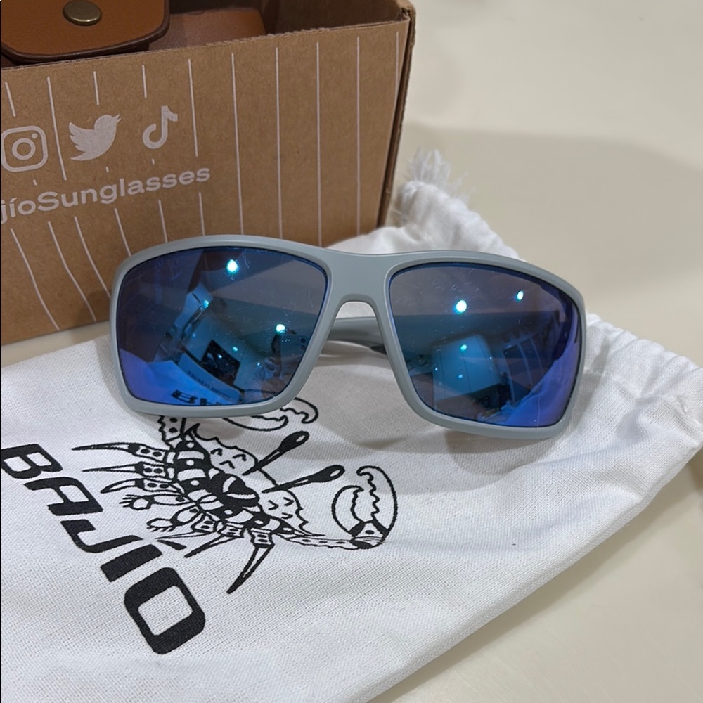 Bajio Gray Sunglasses with Blue Lenses